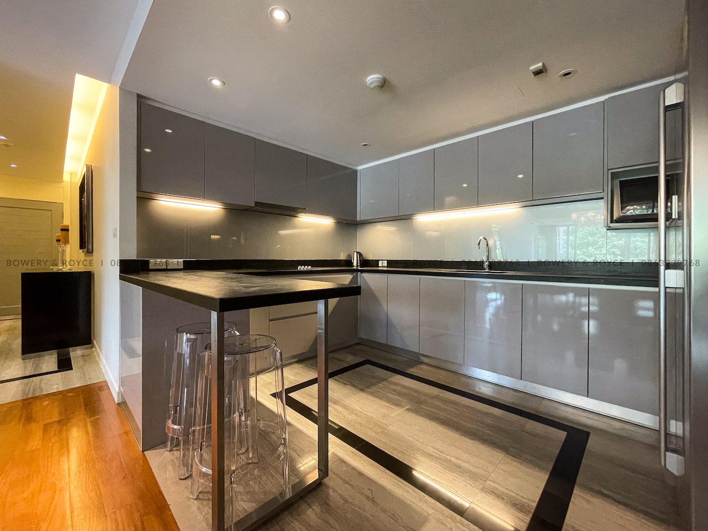 Spacious and Modern Three Bedroom Condo for Rent in Thong Lor