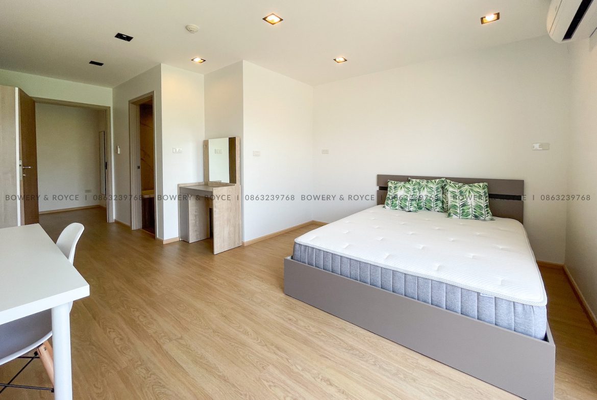 Professional Design Three Bedroom Pet Friendly Apartment for Rent in Thong Lor