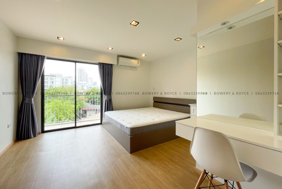 Professional Design Three Bedroom Pet Friendly Apartment for Rent in Thong Lor
