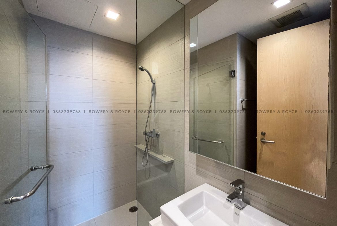 Modern Two Bedroom Condo for Rent in Thong Lor