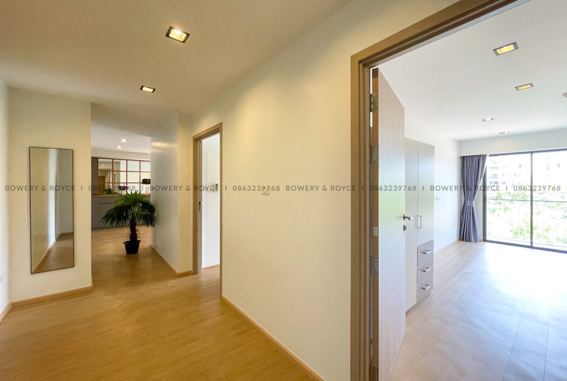 Professional Design Three Bedroom Pet Friendly Apartment for Rent in Thong Lor