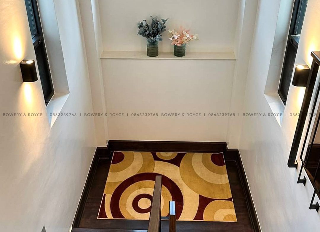 Beautiful Four Bedroom Detached House with Private Pool For Rent in Thong Lor