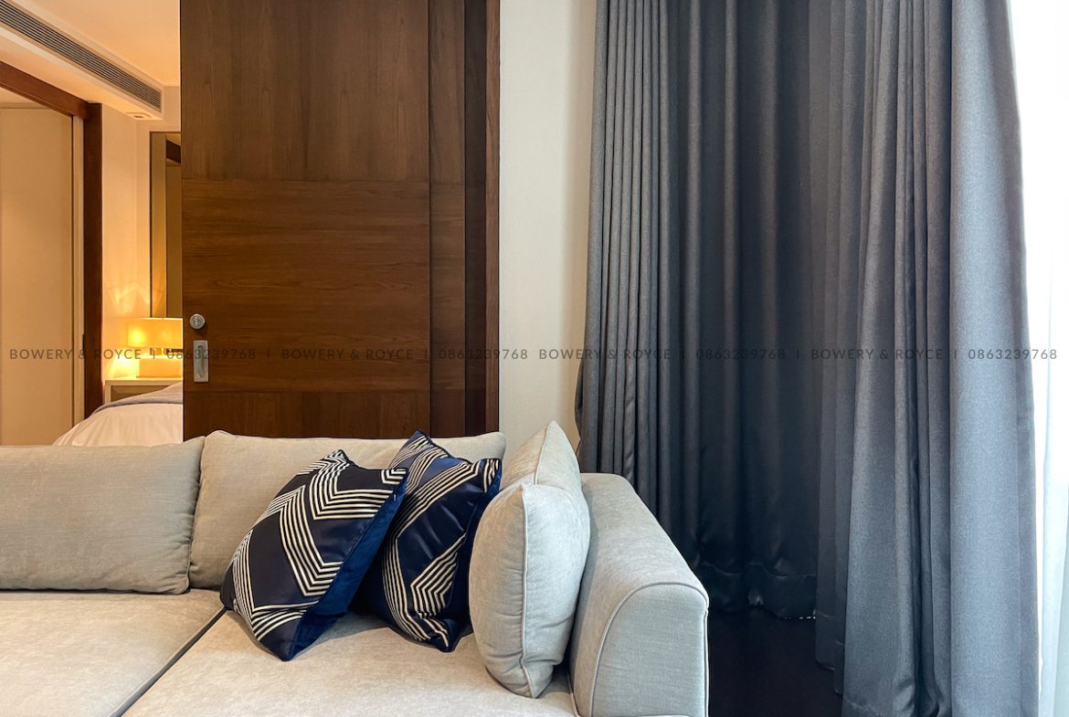 Exquisite One Bedroom Condo for Sale in Thong Lor