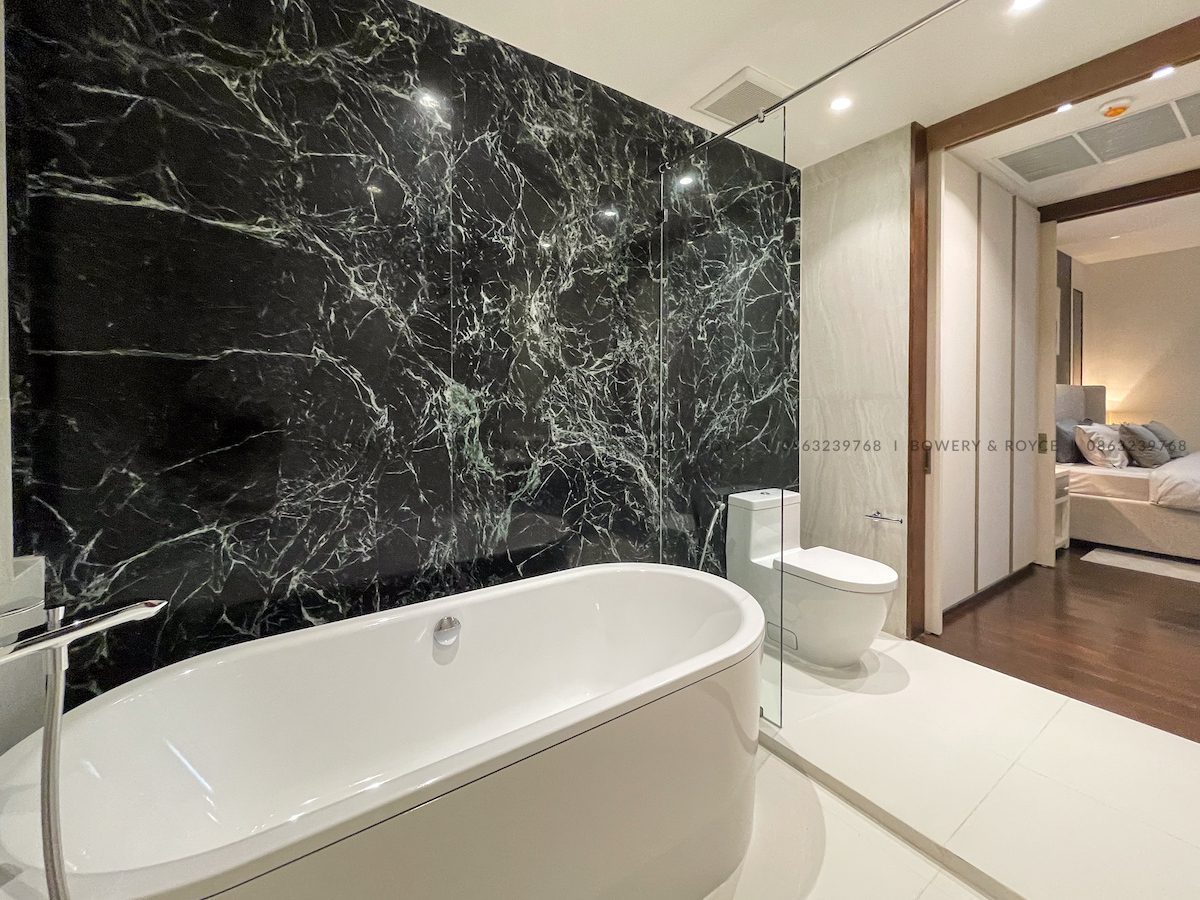 Exquisite One Bedroom Condo for Sale in Thong Lor