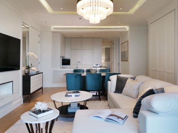 Stunning Two Bedroom for Rent & for Sale at Beatniq Thong Lor