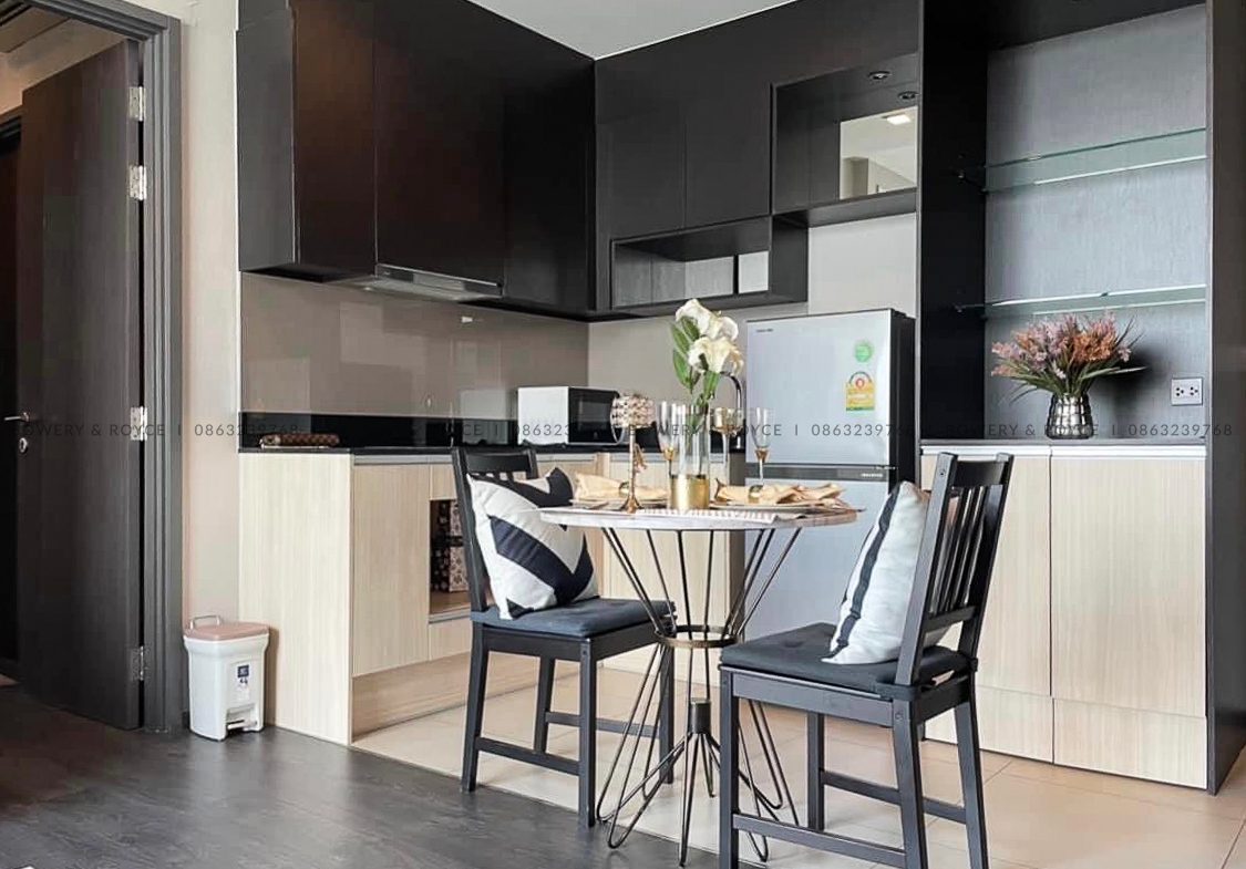 Modern Luxury One Bedroom Condo for Rent in Asoke