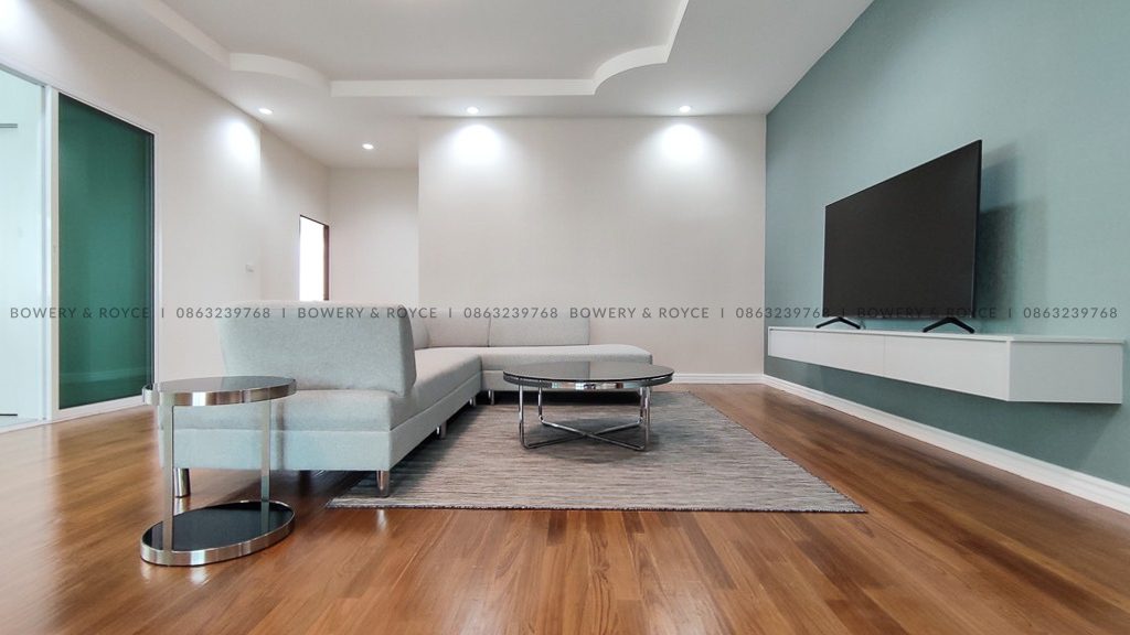 Great Outdoor Space Three Bedroom Apartment for Rent in Thong Lor