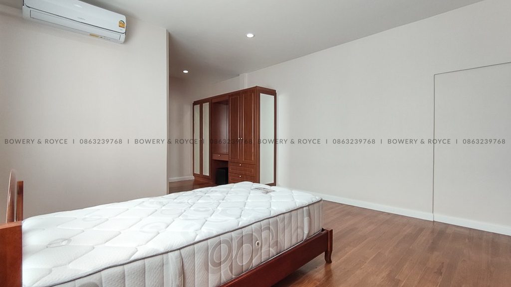 Great Outdoor Space Three Bedroom Apartment for Rent in Thong Lor