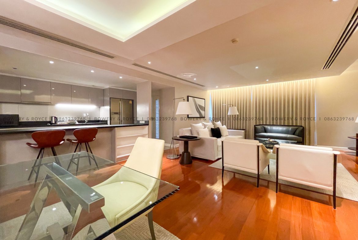 Exquisite Three Bedroom Plus Office Condo for Rent in Thong Lor