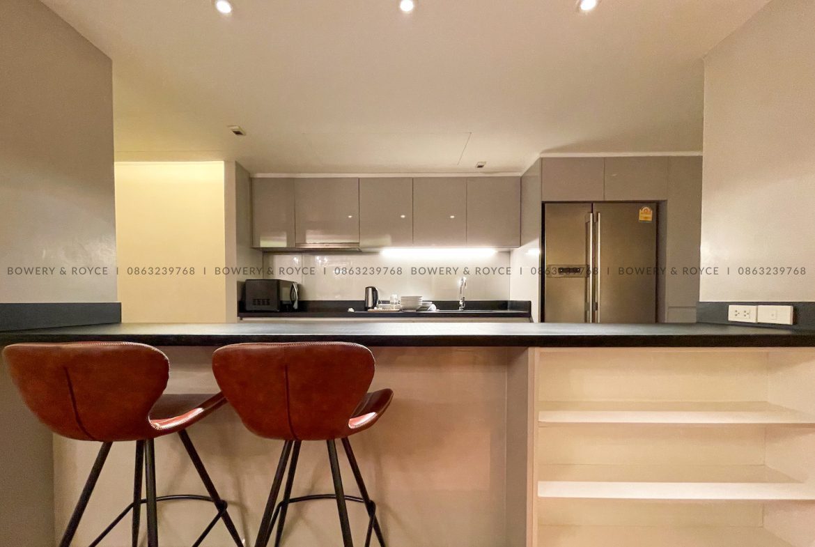 Exquisite Three Bedroom Plus Office Condo for Rent in Thong Lor