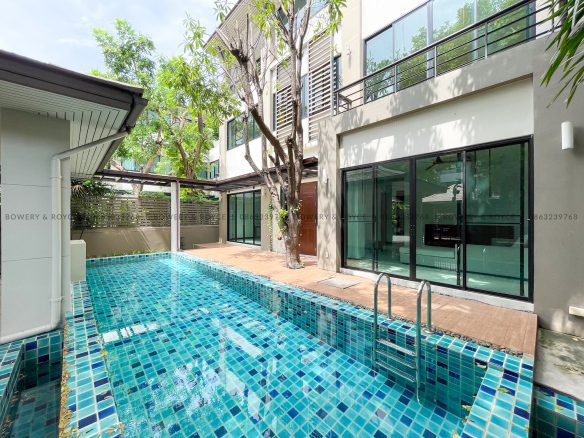Rare Find Three Bedroom Pet Friendly Private Pool Detached House for Rent in Thong Lor