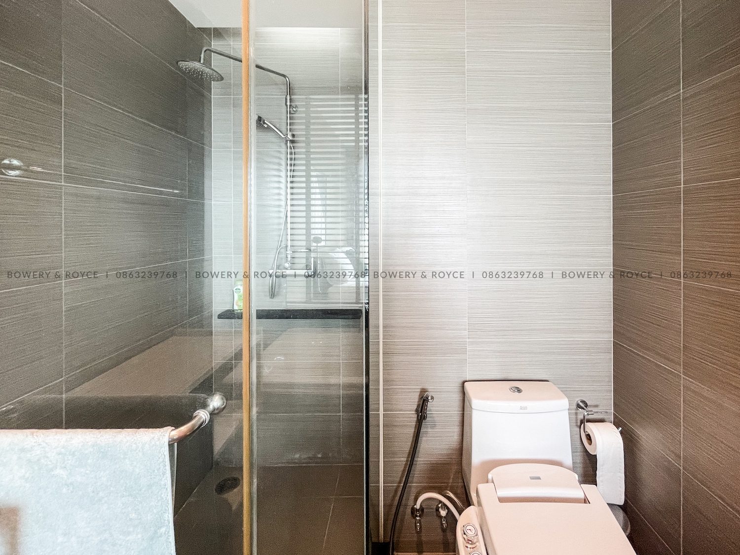 Modern Decor Two Bedroom Condo Close to BTS For Sale in Thong Lor