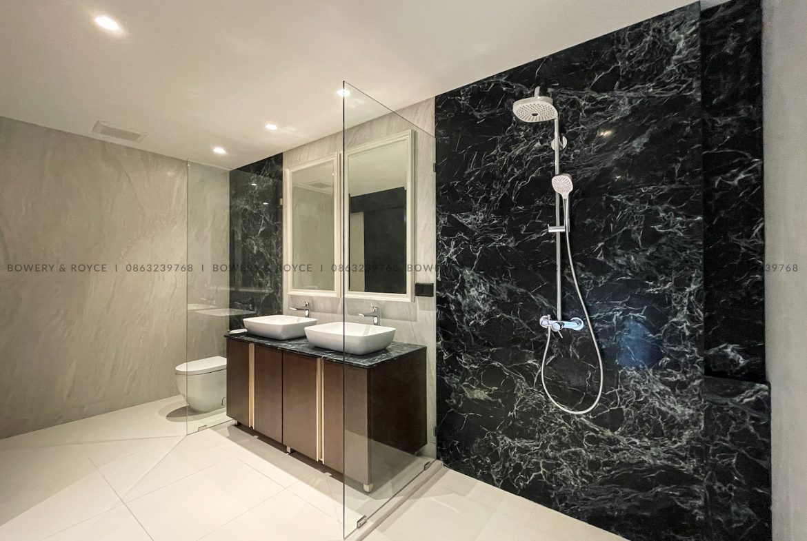 Contemporary Decor Three Bedroom Pet Friendly Condo for Sale in Thong Lor