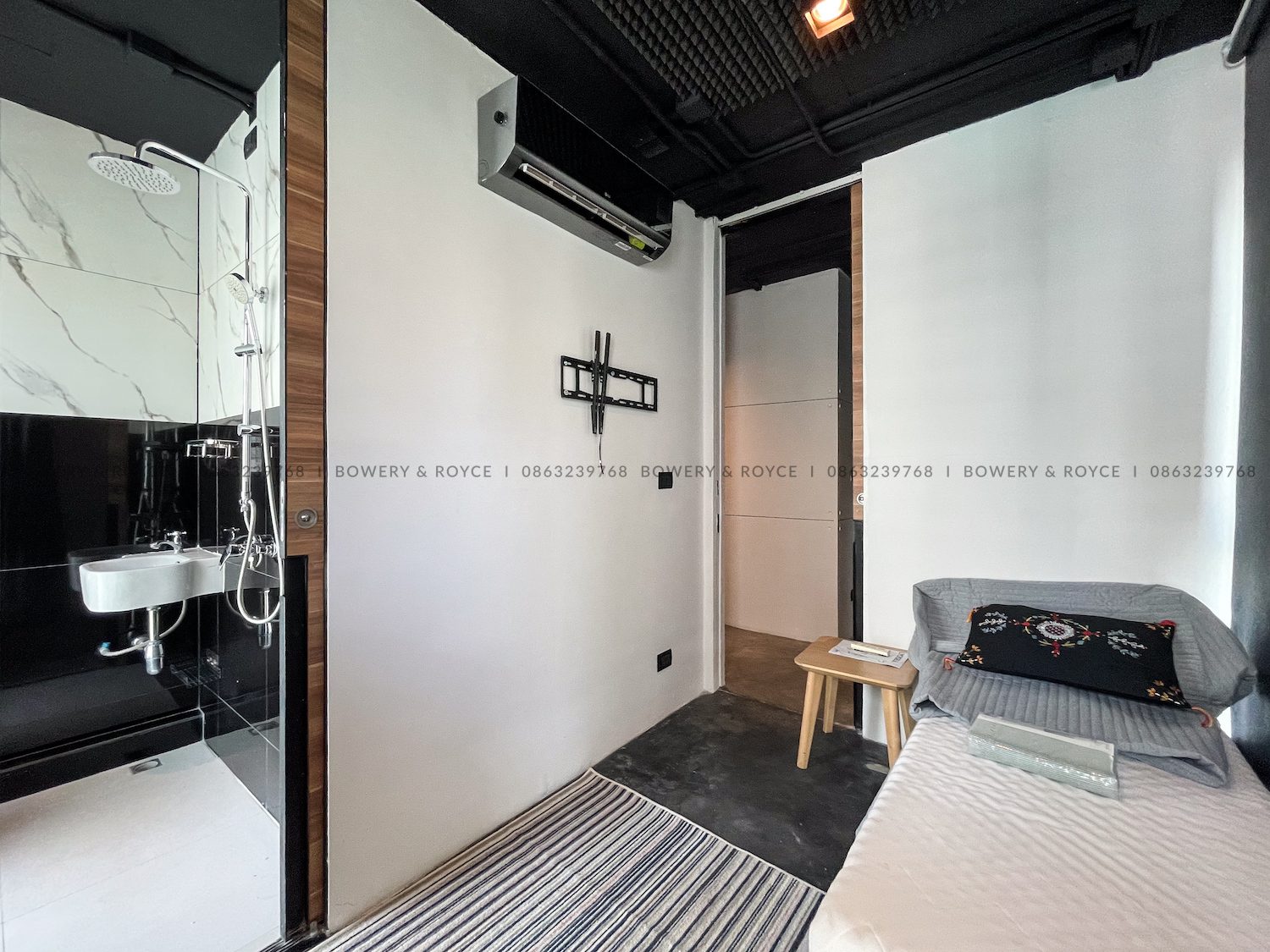 Exquisite Three Bedroom Loft Style Condo for Sale and Rent in Thong Lor