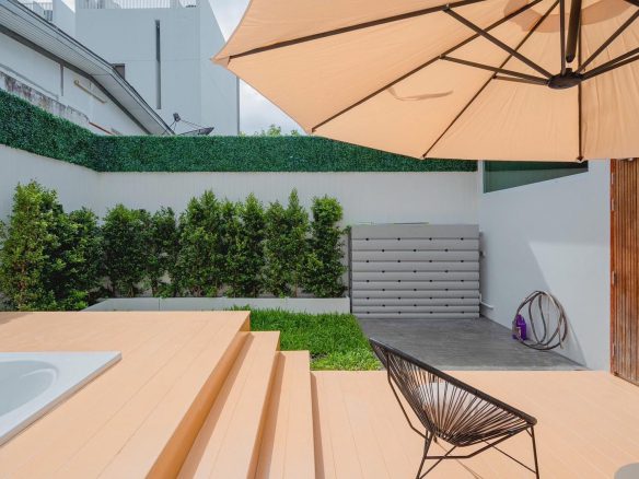 Renovated Two Bedroom Hometown for Sale in soi Pridee Phra Khanong