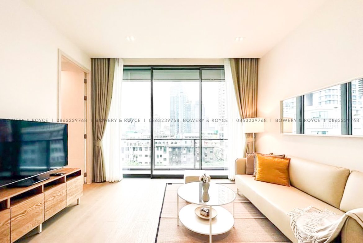 Modern One Bedroom Condo for Rent and for Sale at The Strand Thong Lor