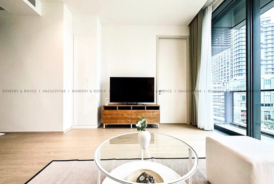 Modern One Bedroom Condo for Rent and for Sale at The Strand Thong Lor