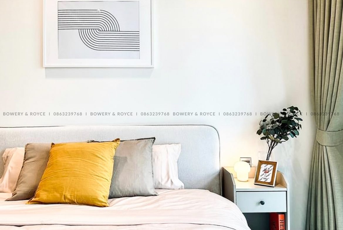 Modern One Bedroom Condo for Rent and for Sale at The Strand Thong Lor