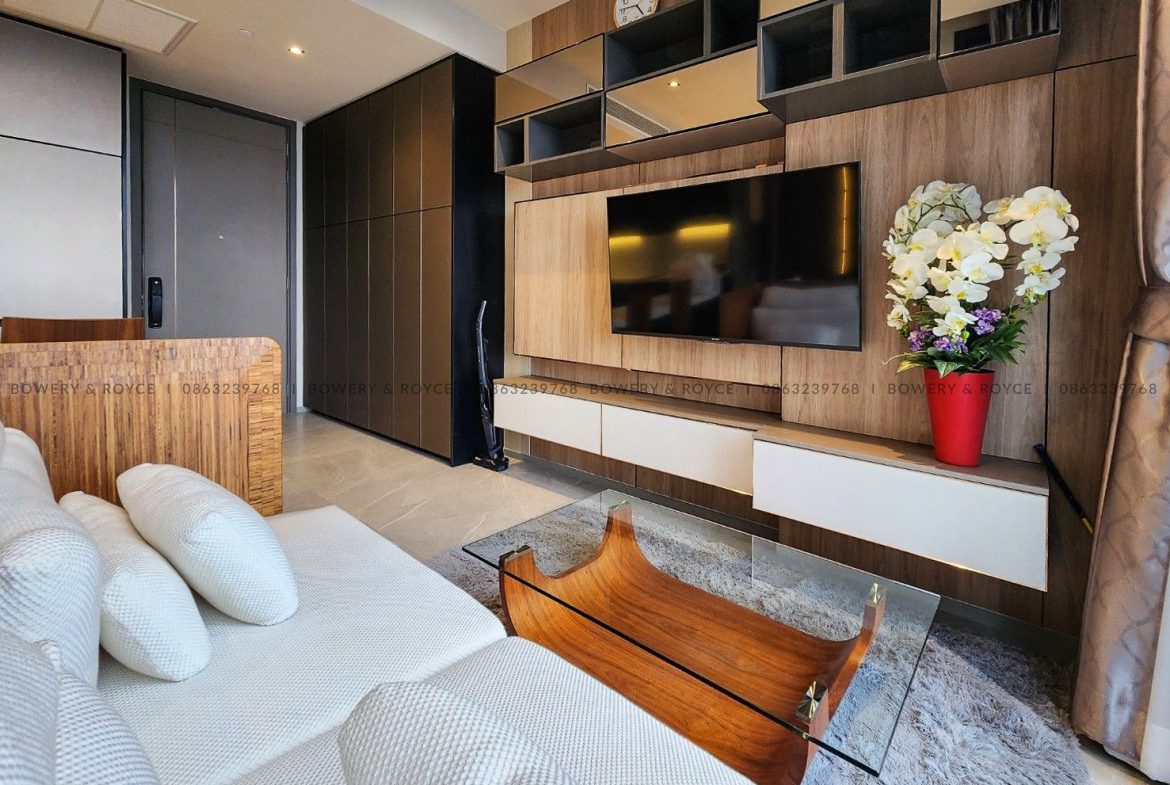 Modern One Bedroom Condo for Rent at the HYDE HERITAGE THONG LOR