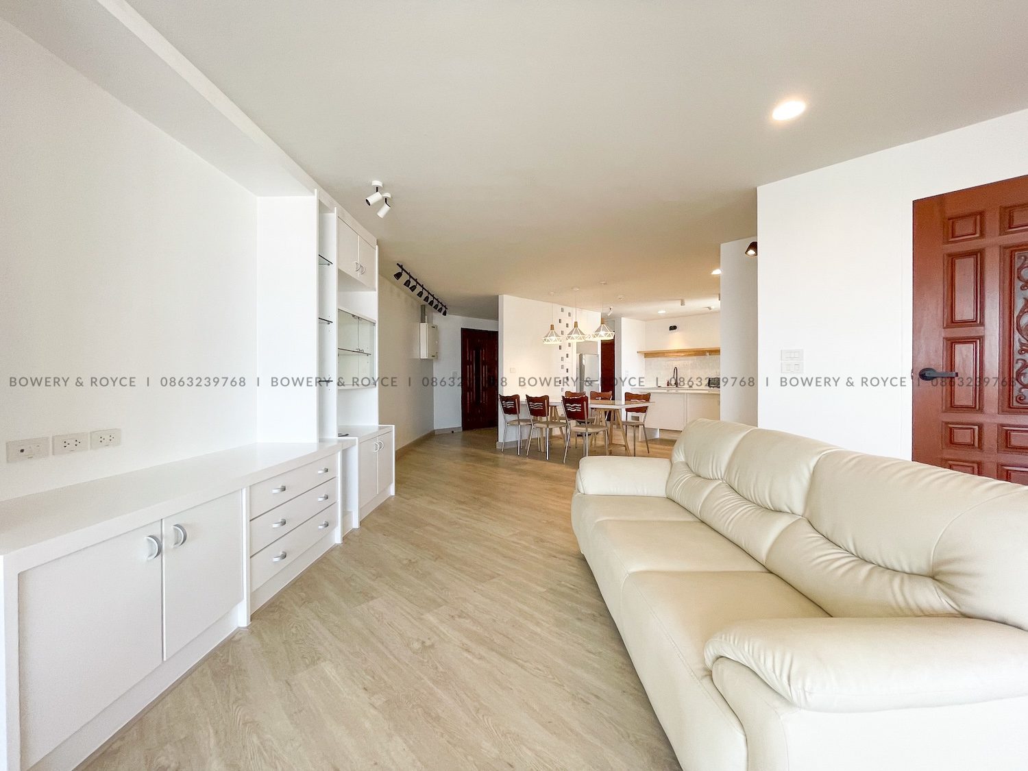 Modern Renovated Two Bedroom Condo for Sale in Ekkamai