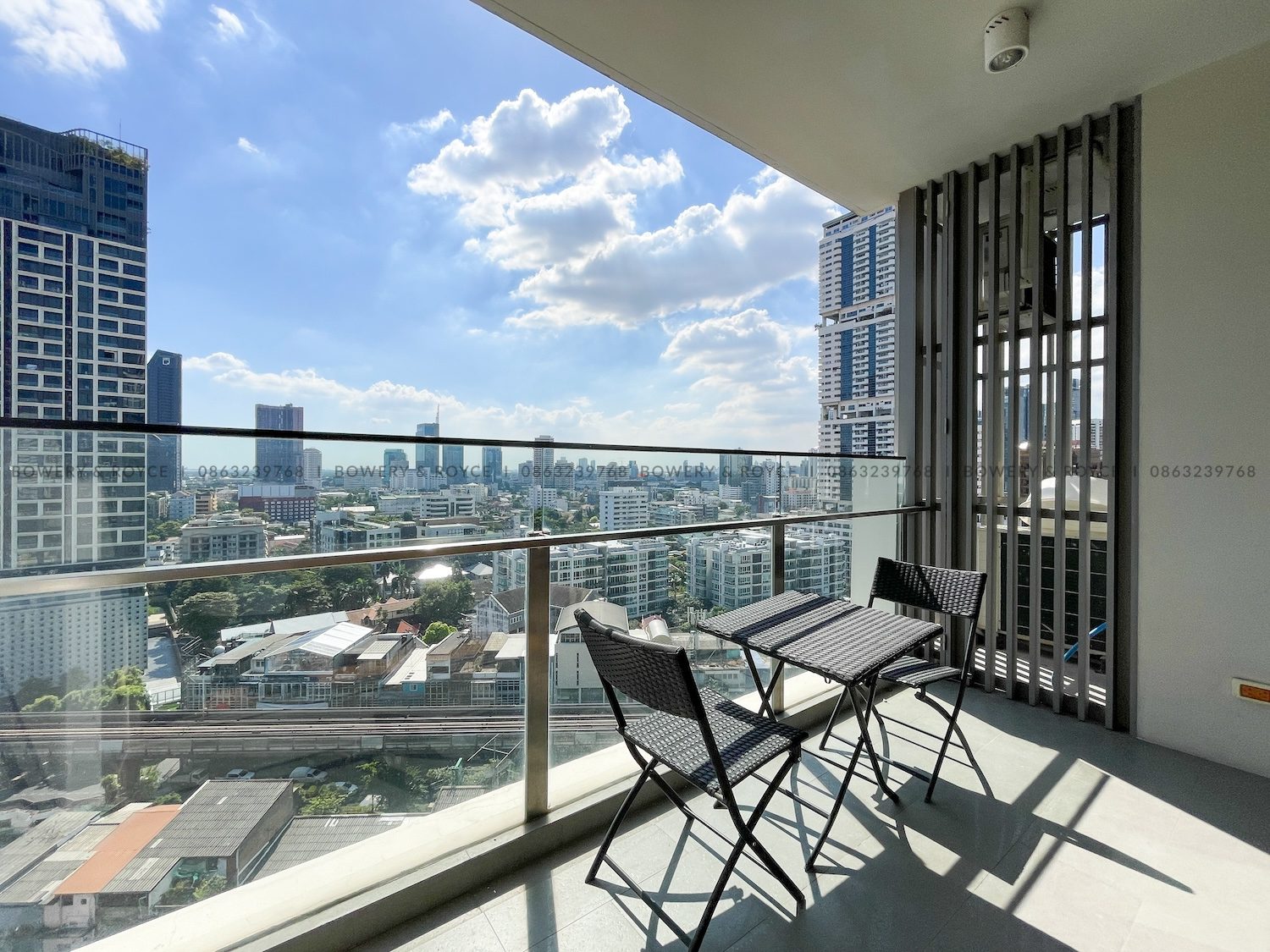 Unblocked View One Bedroom Condo for Rent in Thong Lor