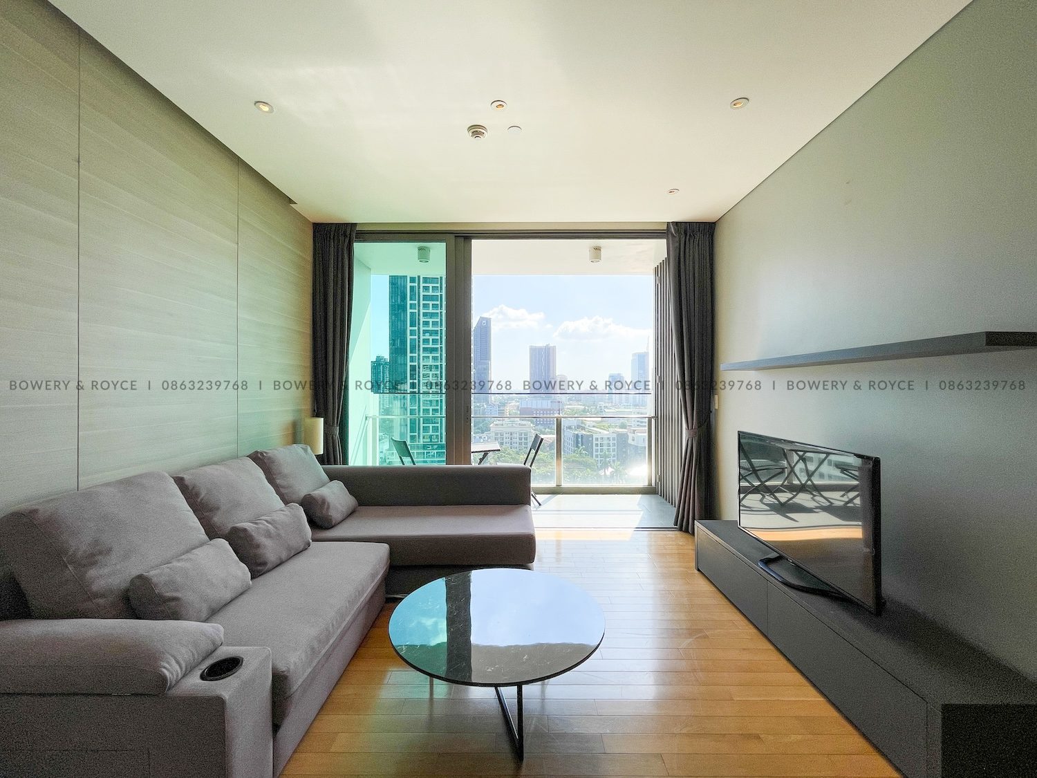 Unblocked View One Bedroom Condo for Rent in Thong Lor