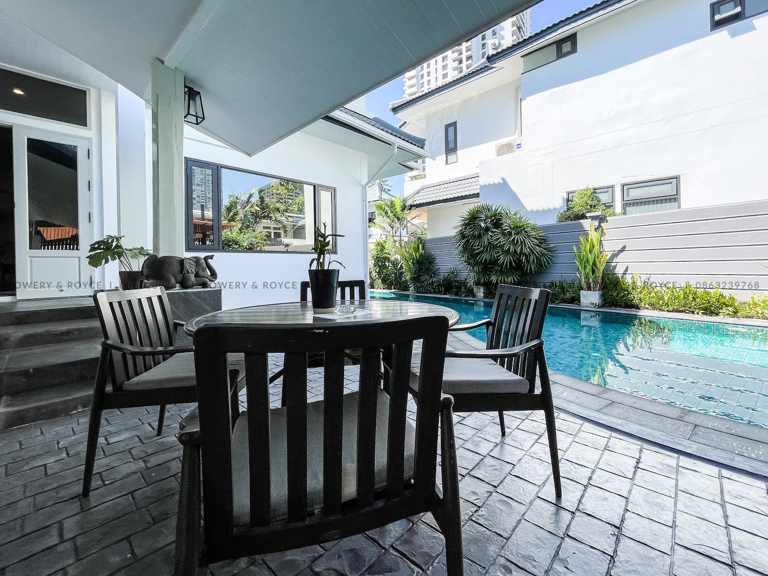 Modern Five Bedroom House with Private Pool for Rent in Thong Lor