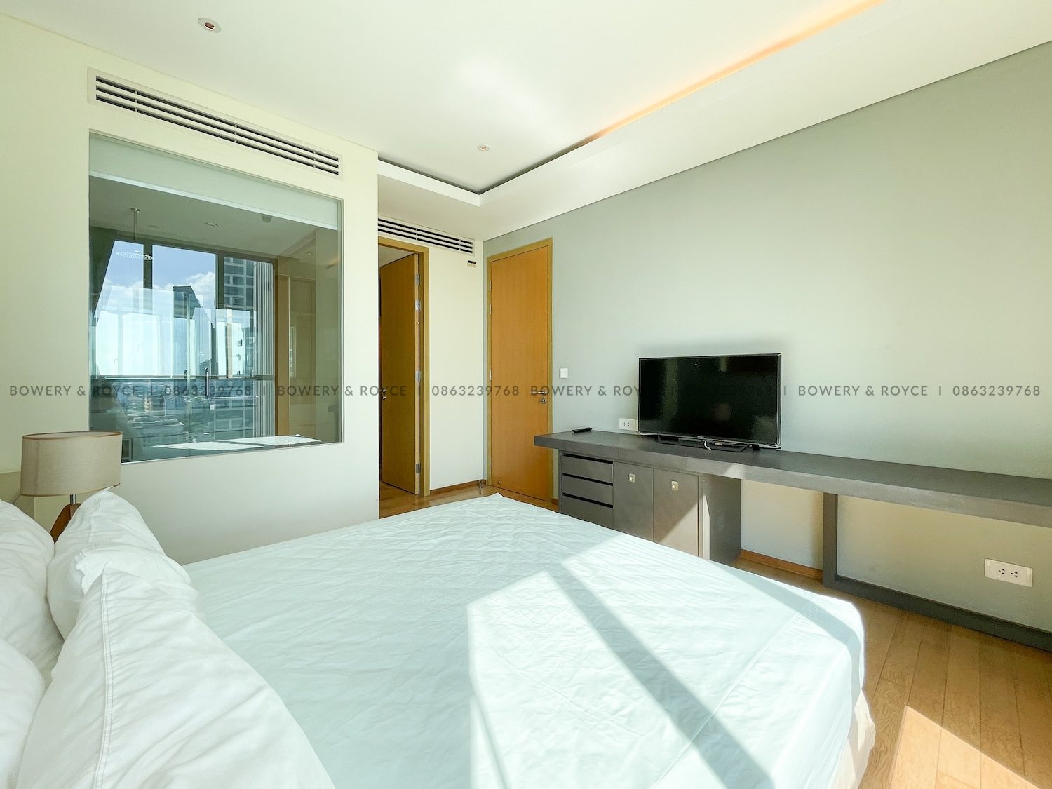 Unblocked View One Bedroom Condo for Rent in Thong Lor