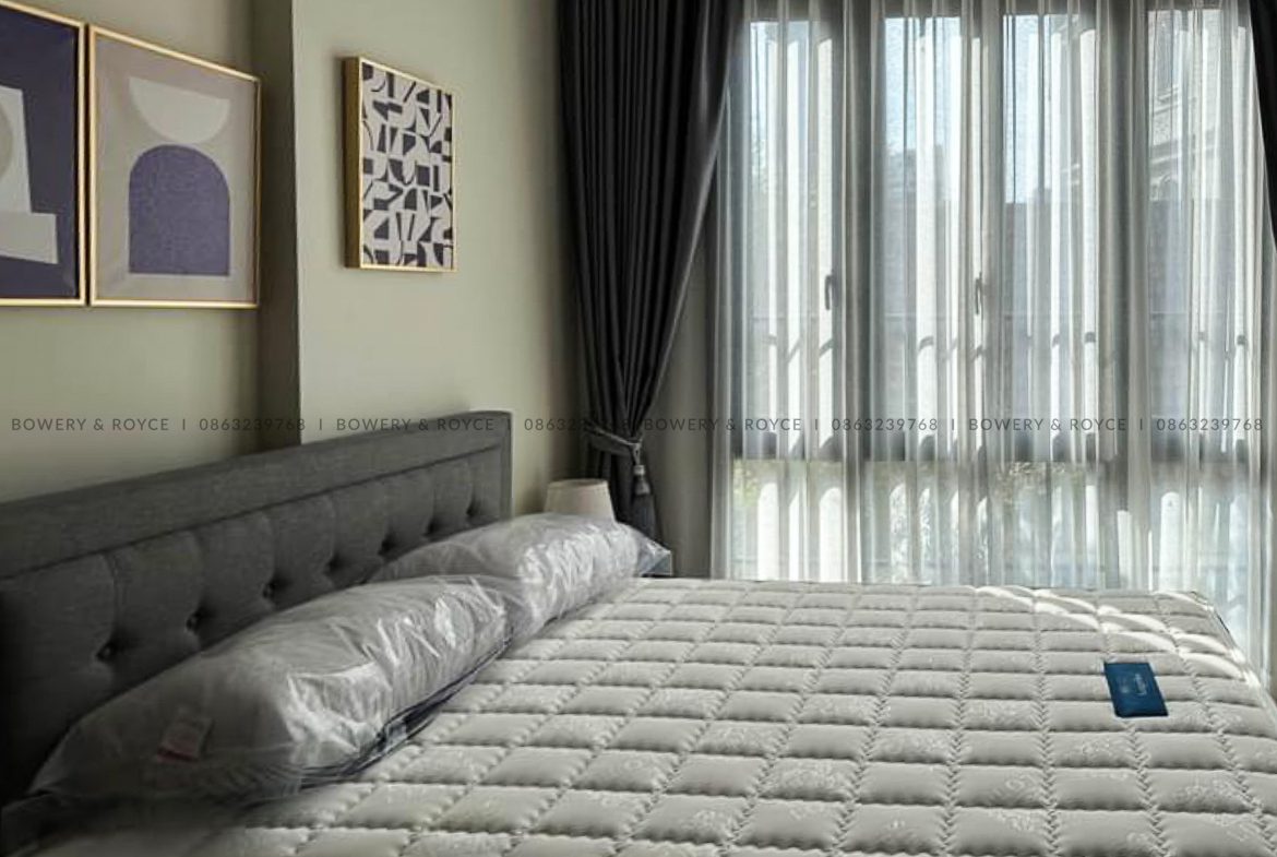 Modern One Bedroom Condo for Rent at the Reserve Sukhumvit 61 Ekkamai