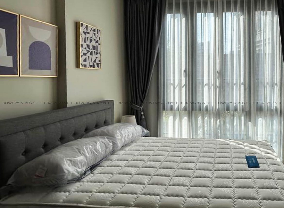 Modern One Bedroom Condo for Rent at the Reserve Sukhumvit 61 Ekkamai