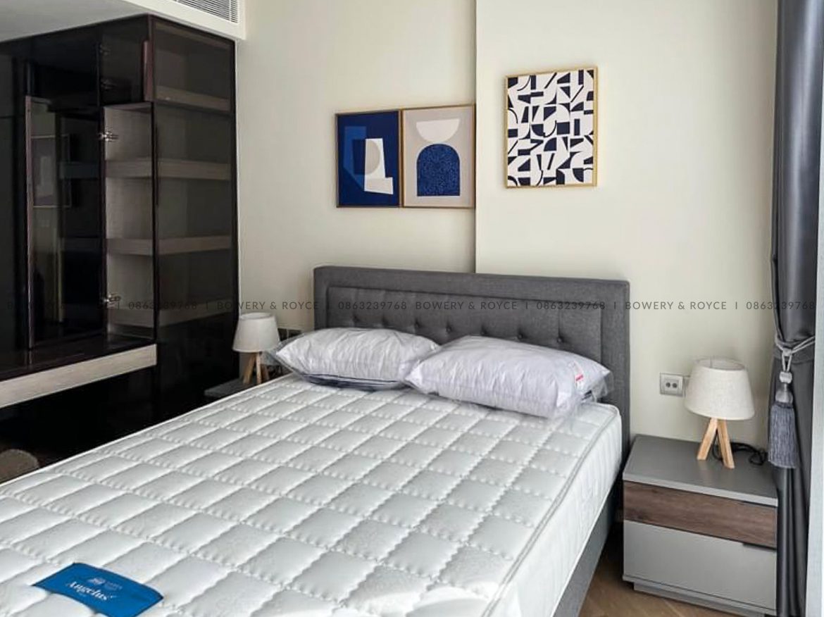 Modern One Bedroom Condo for Rent at the Reserve Sukhumvit 61 Ekkamai