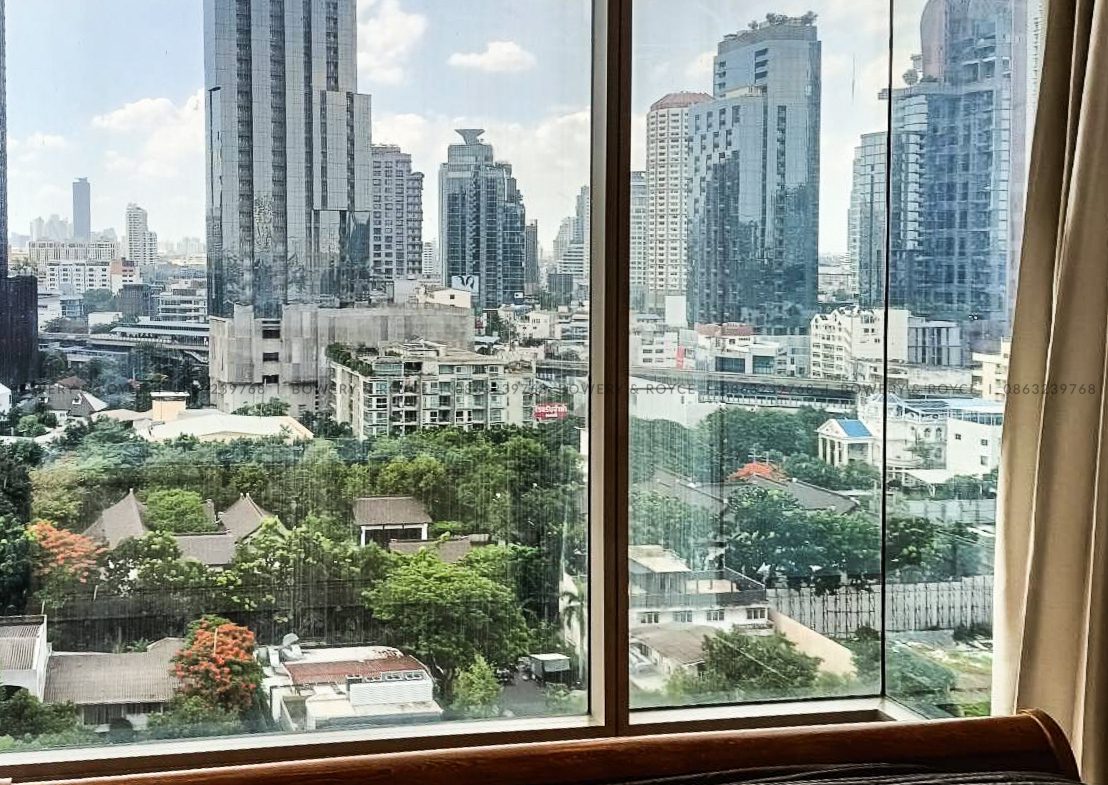 Modern Two Bedroom Pet Friendly Condo for Rent in Thong Lor