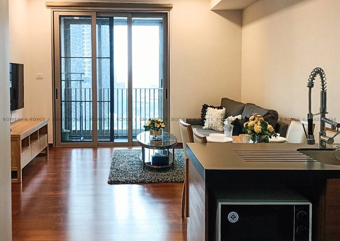 Modern Two Bedroom Pet Friendly Condo for Rent in Thong Lor