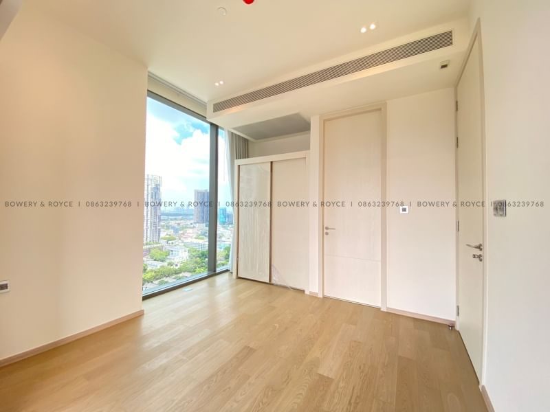 Modern Two Bedroom Pet Friendly Condo for Rent in Thong lor