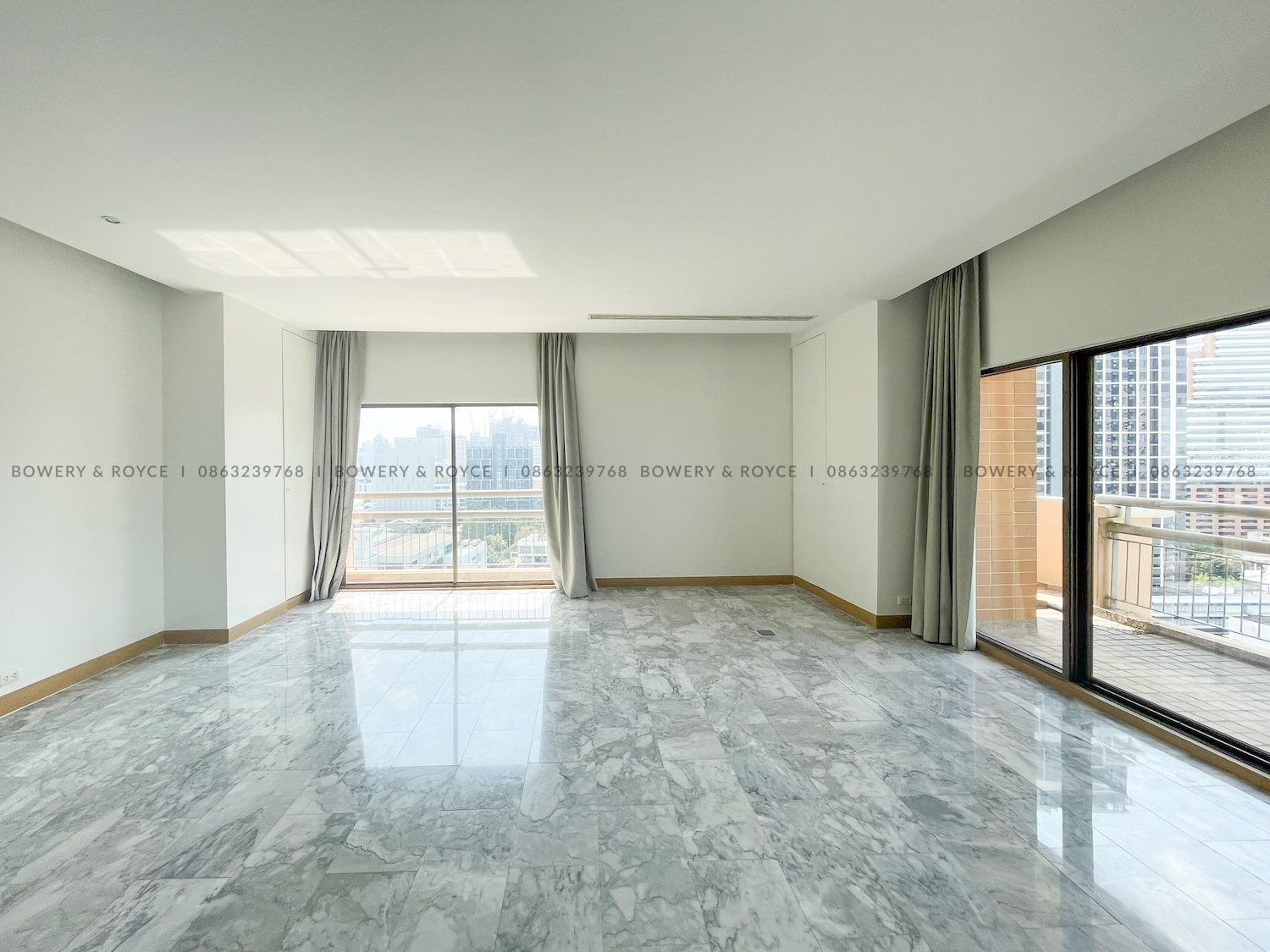 NEST OR INVEST Four Bedroom Duplex Condo for Rent and for Sale in Ekkamai