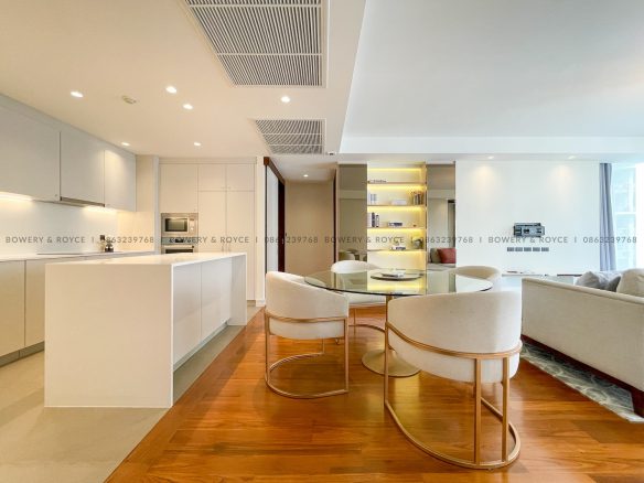 Modern One bedroom Plus Office Pet Friendly Condo for Rent in Thong Lor