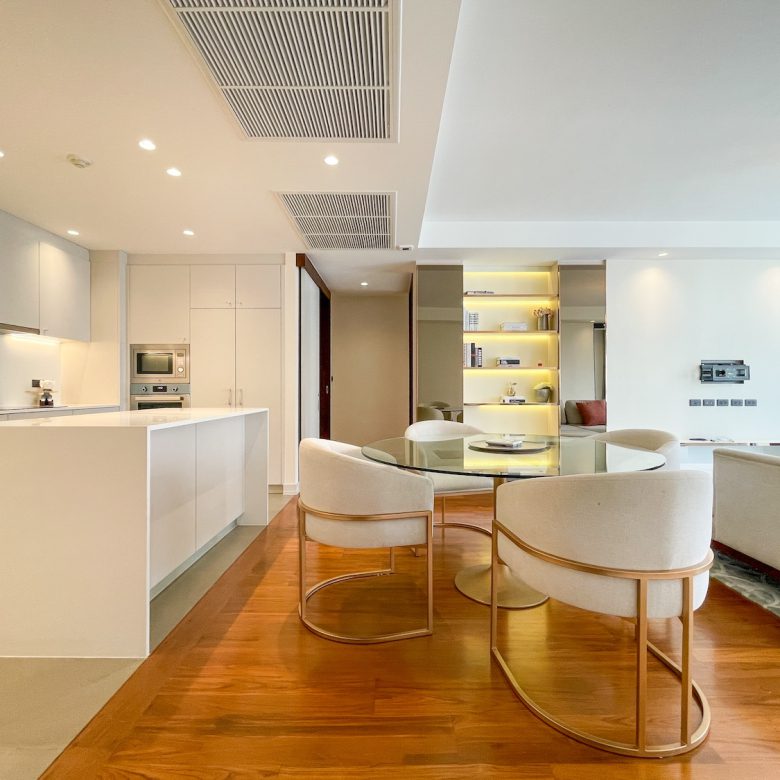 Modern One bedroom Plus Office Pet Friendly Condo for Rent in Thong Lor