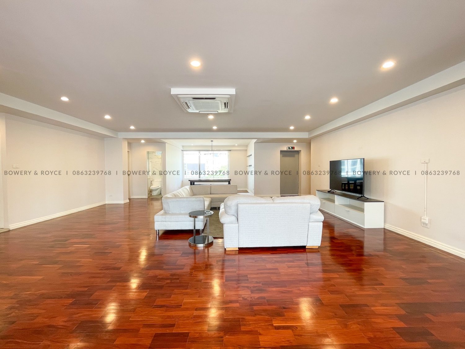 Spacious Four Bedroom Plus Office Pet Friendly Condo for Rent in Thong Lor