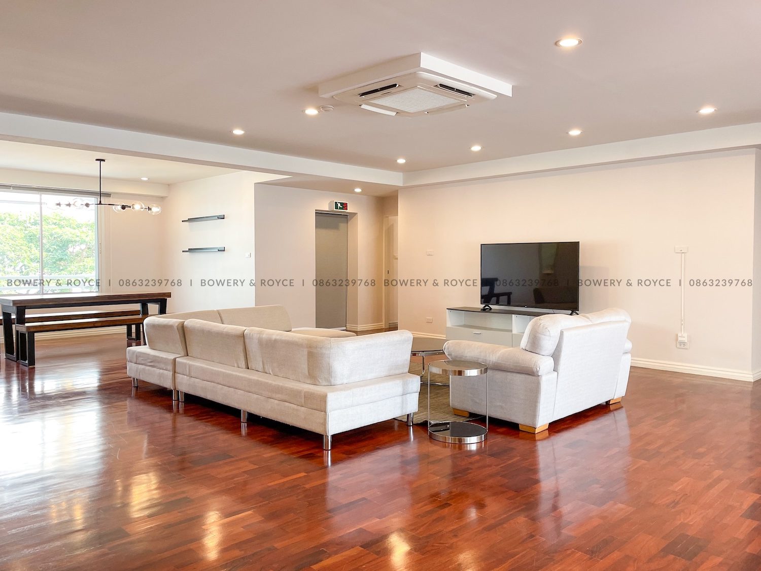 Spacious Four Bedroom Plus Office Pet Friendly Condo for Rent in Thong Lor