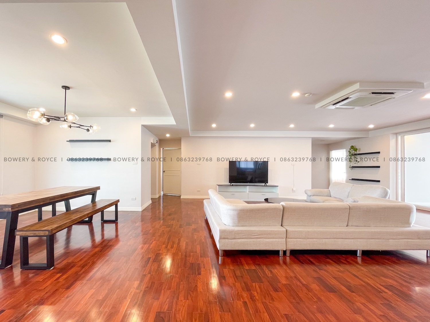 Spacious Four Bedroom Plus Office Pet Friendly Condo for Rent in Thong Lor