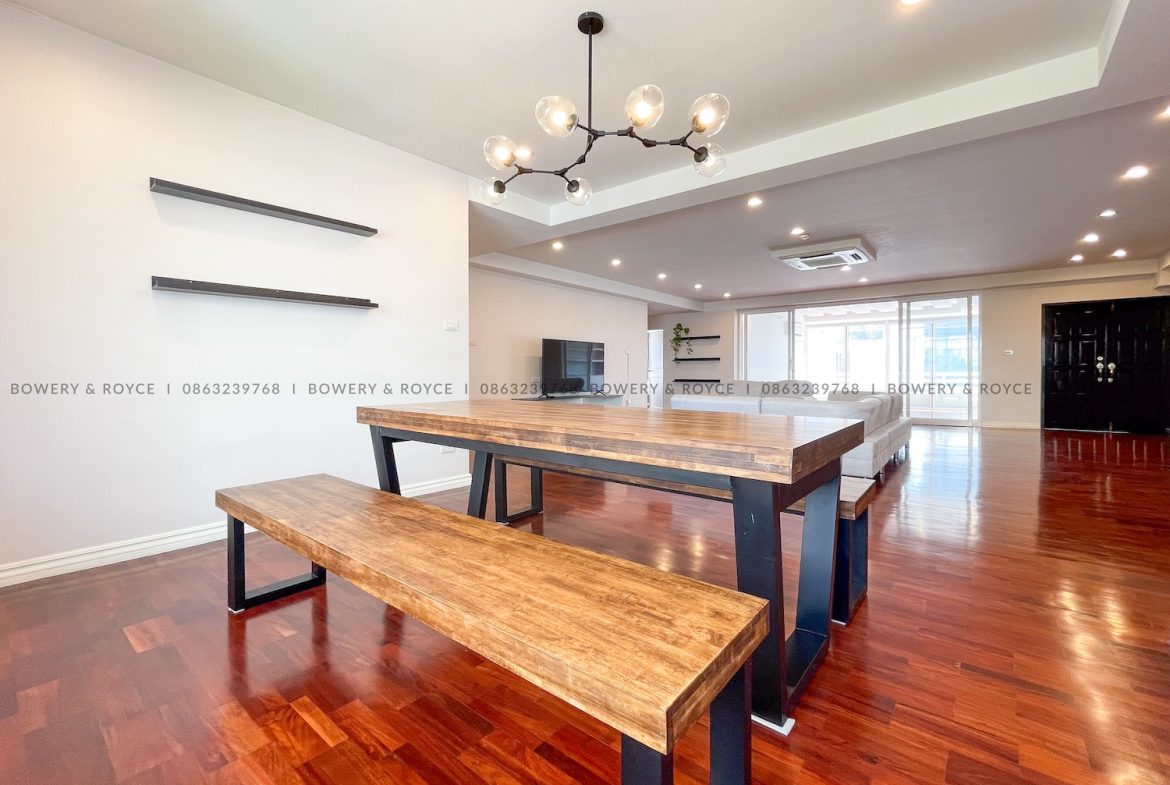 Spacious Four Bedroom Plus Office Pet Friendly Condo for Rent in Thong Lor