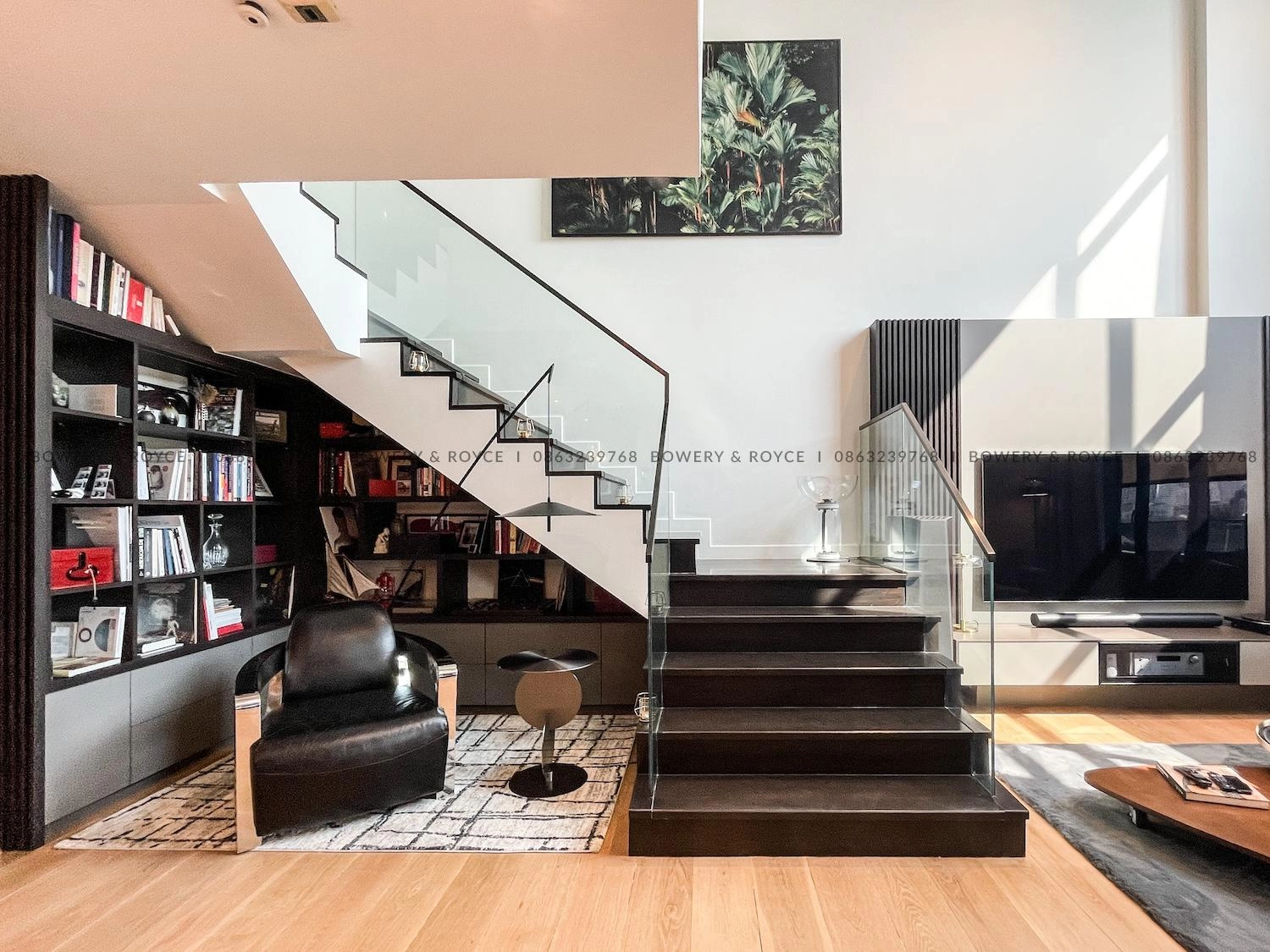 Exquisite Two Bedroom Plus Office Duplex Penthouse for Rent in Thong Lor