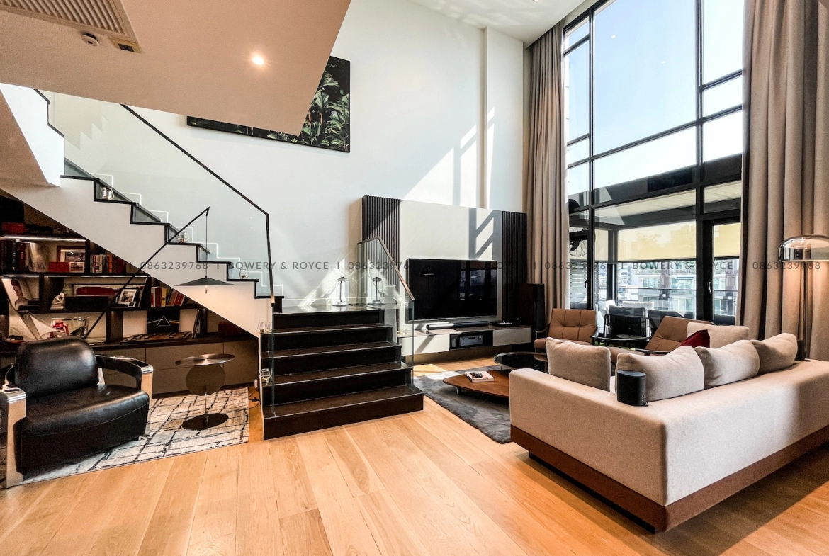 Exquisite Two Bedroom Plus Office Duplex Penthouse for Rent in Thong Lor