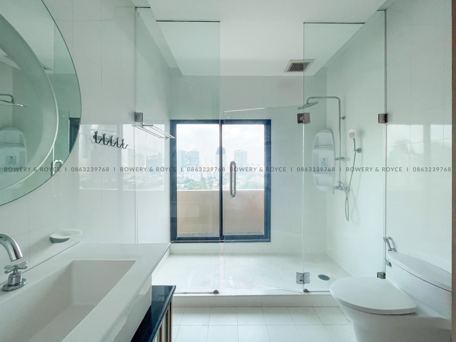 NEST OR INVEST Four Bedroom Duplex Condo for Rent and for Sale in Ekkamai