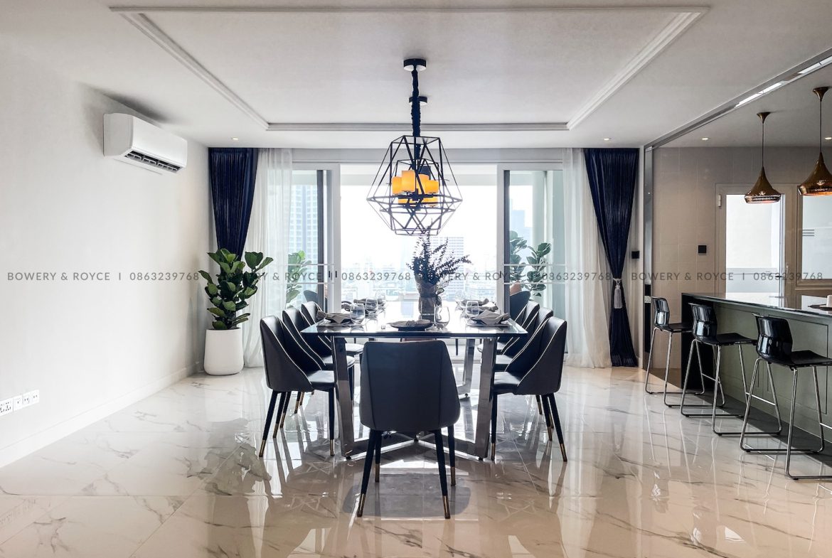 Spacious Modern Design Three Bedroom Condo for Rent in Phrom Phong