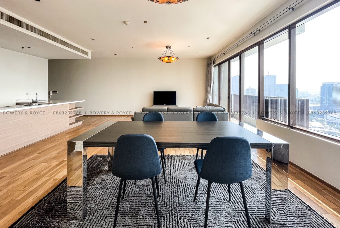 Spacious Three Bedroom Condo for Rent in Phrom Phong by Bowery & Royce