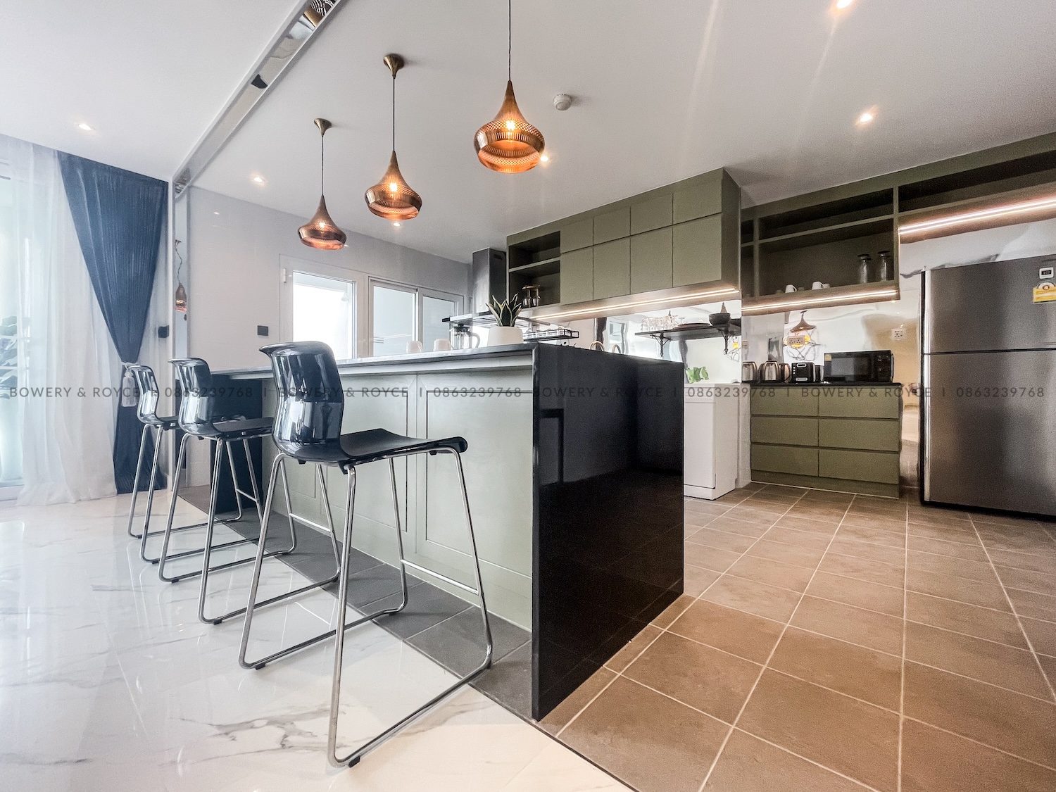 Spacious Modern Design Three Bedroom Condo for Rent in Phrom Phong