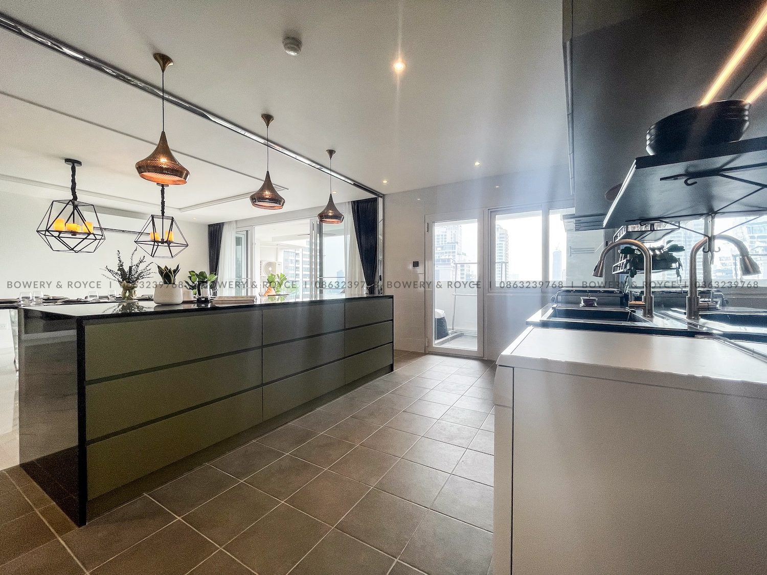 Spacious Modern Design Three Bedroom Condo for Rent in Phrom Phong