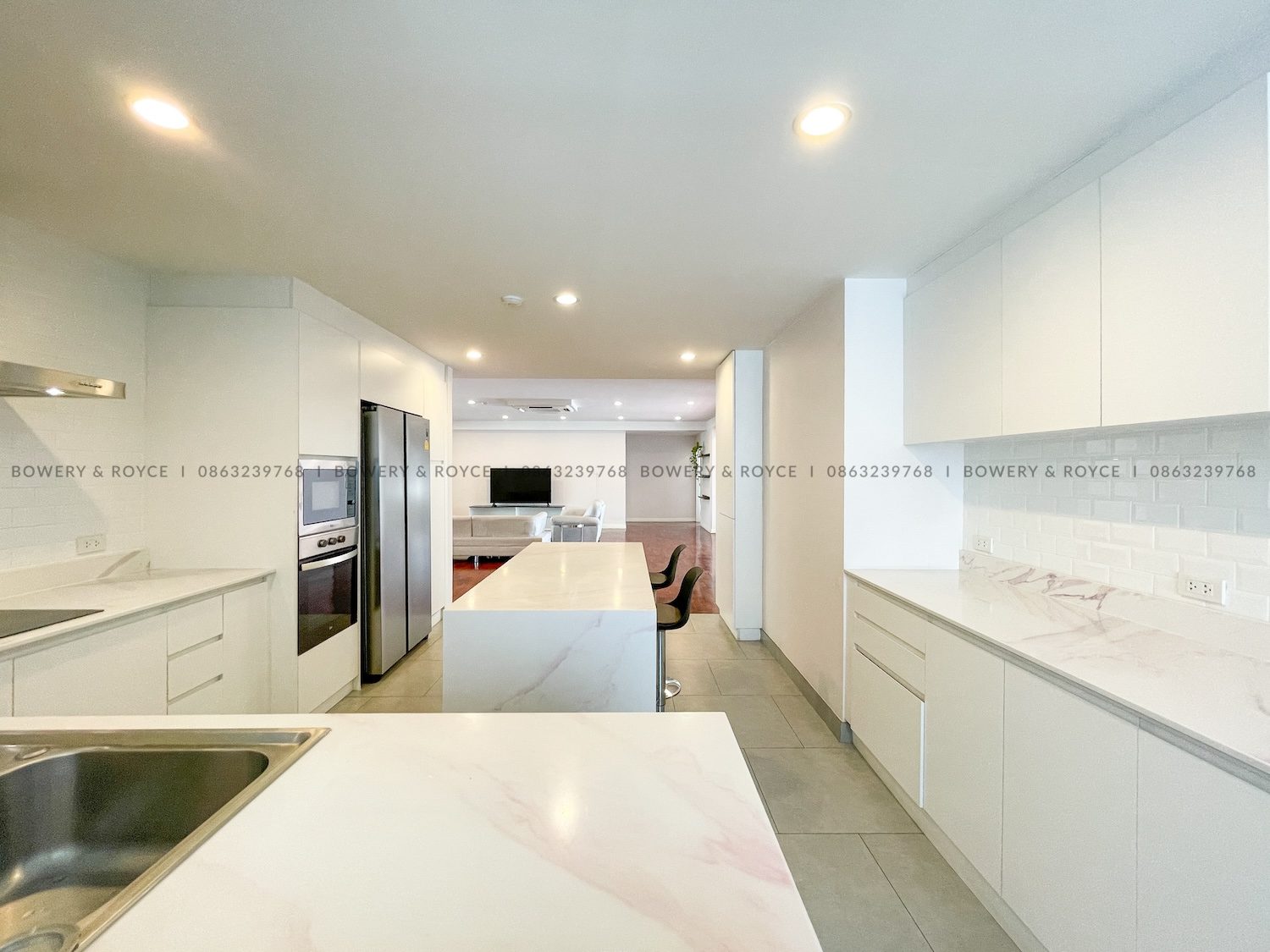 Spacious Four Bedroom Plus Office Pet Friendly Condo for Rent in Thong Lor
