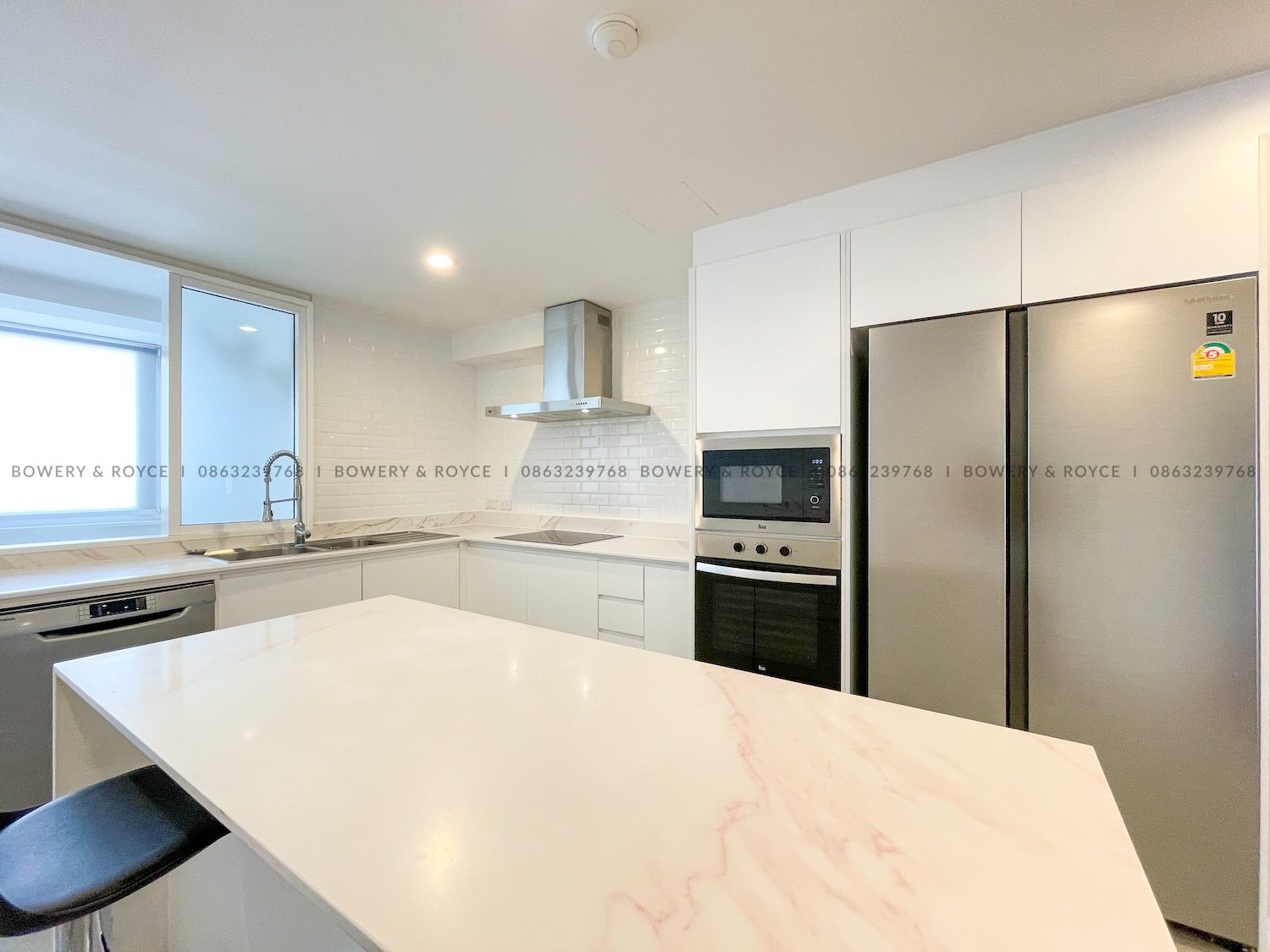 Spacious Four Bedroom Plus Office Pet Friendly Condo for Rent in Thong Lor